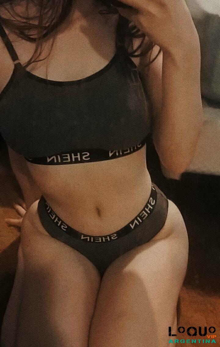 Putas Misiones: Perrita sumisa