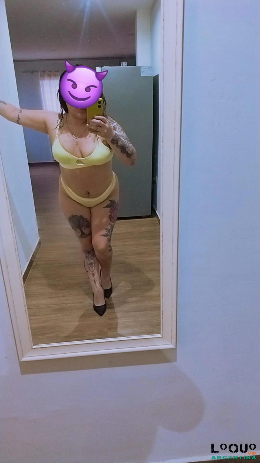 Putas Río Negro: Julieta en Viedma toda la noche despierta